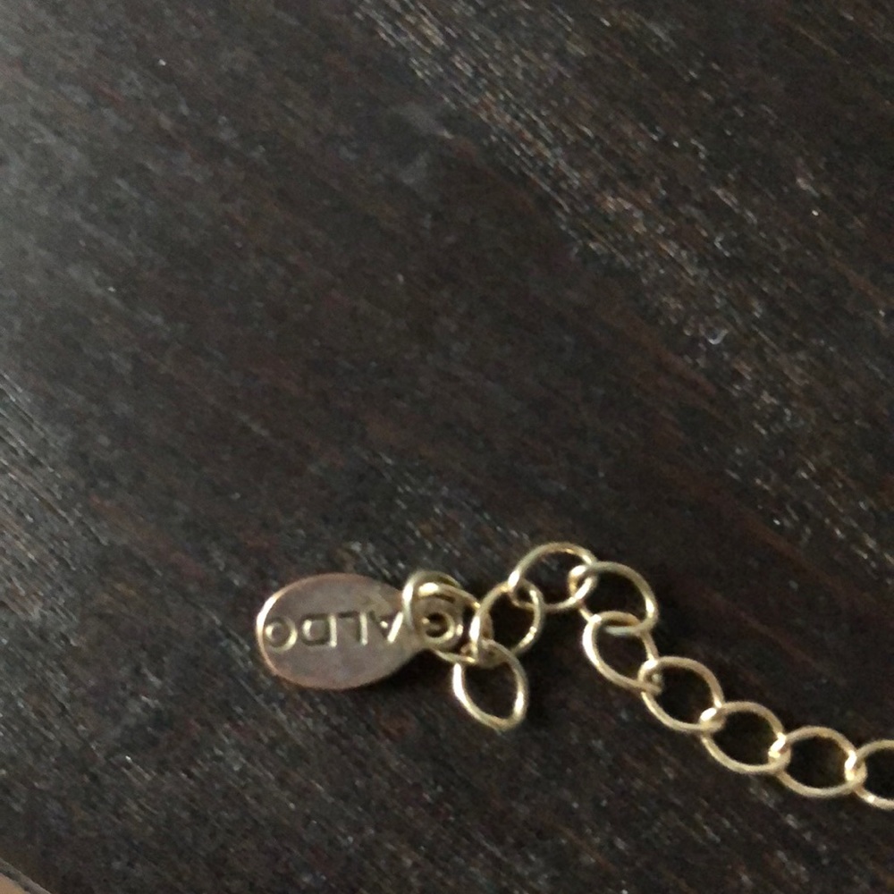 Hand Charm - Picture 2 of 2